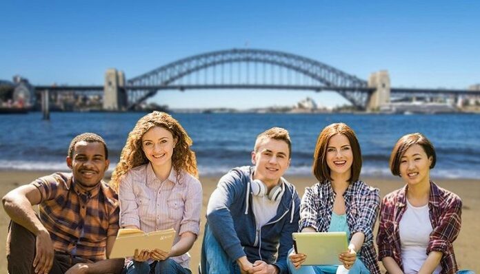 Why Australia is Favourite Place for Student to lived and settled?